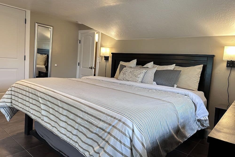 Aspenwood Manor South gallery photo in Provo, UT — image 77