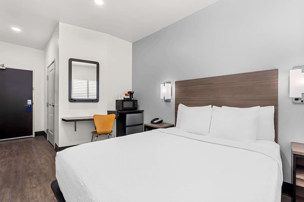 SureStay by Best Western Livingston Merced County gallery photo in Livingston, CA — image 9