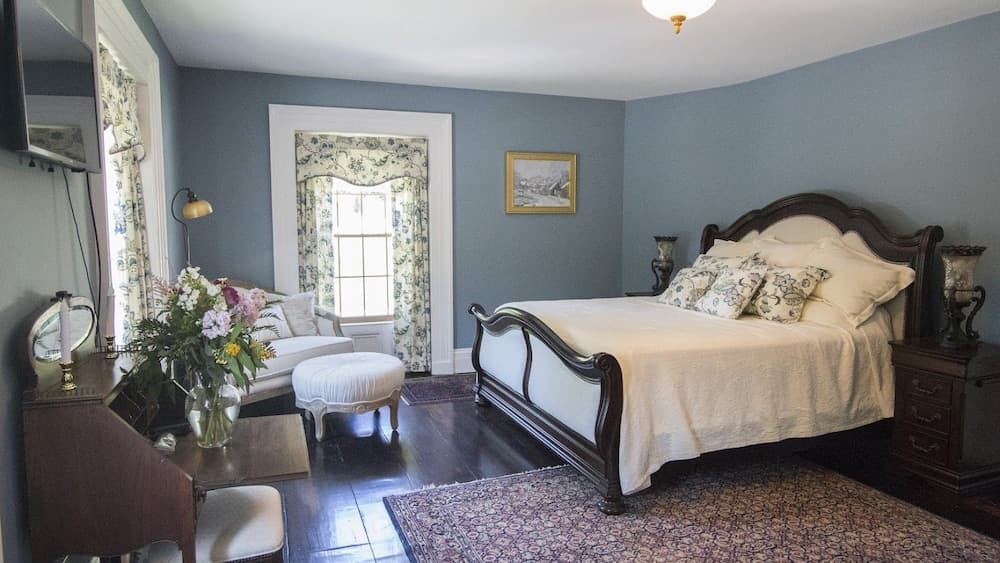 Brinckerhoff Inn property views in Fishkill, NY — gallery photo 3