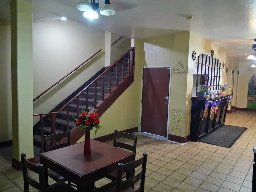 Hotel O Colonial Inn Brownsville Tx gallery photo in Brownsville, TX — image 26