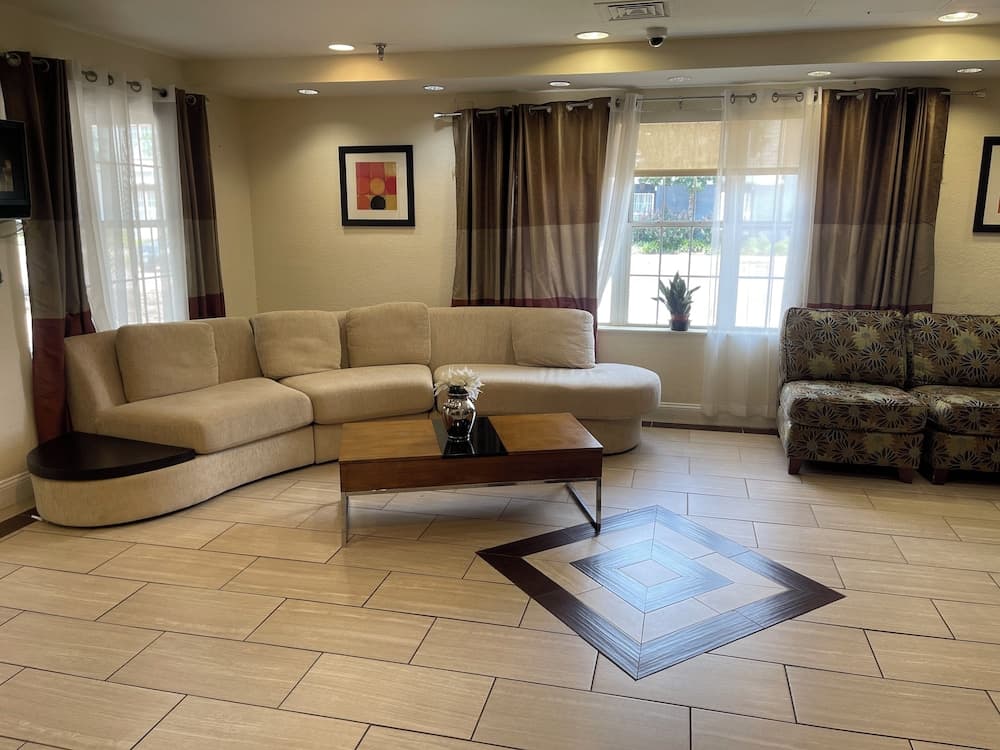 MainStay Suites Sterling near Dulles Town Center interior in Sterling, VA — gallery photo 2