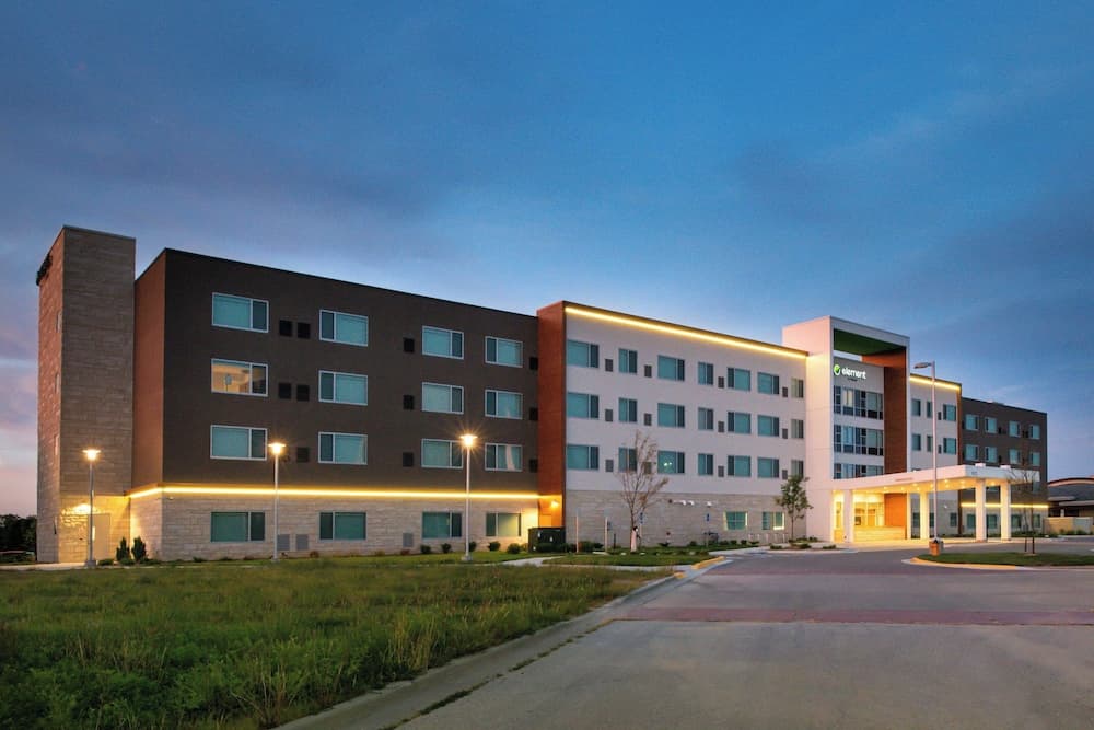 Element Overland Park featured exterior or lobby in Leawood, KS — similar hotel