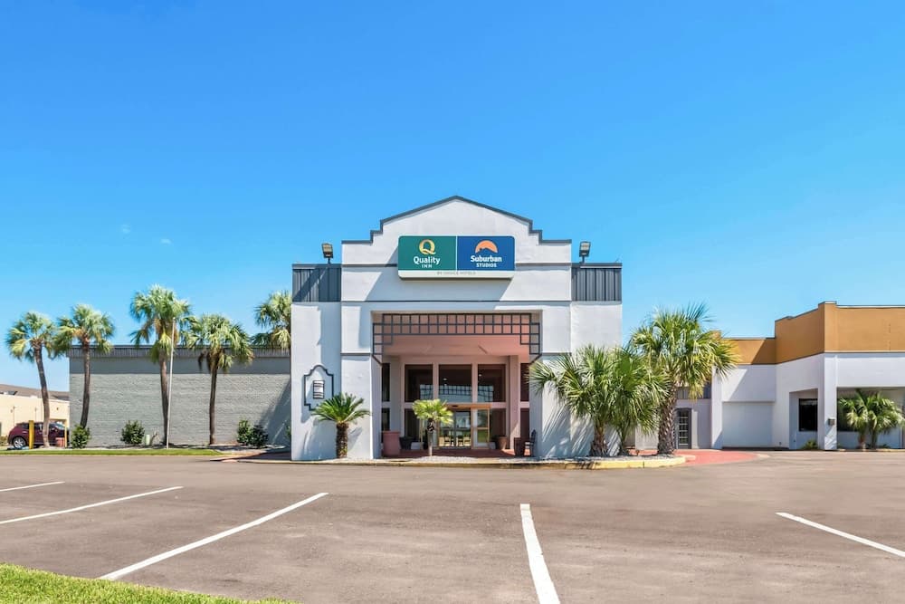Quality Inn Slidell I-10 featured exterior or lobby in Slidell, LA — similar hotel