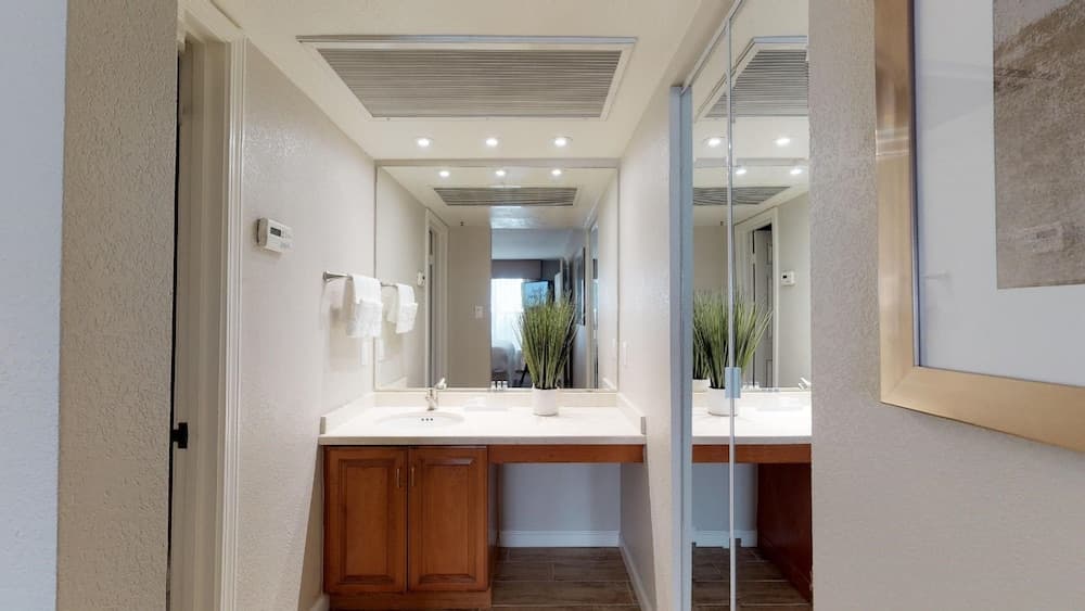 Chase Suites Brea-Fullerton - North Orange County gallery photo in Brea, CA — image 22