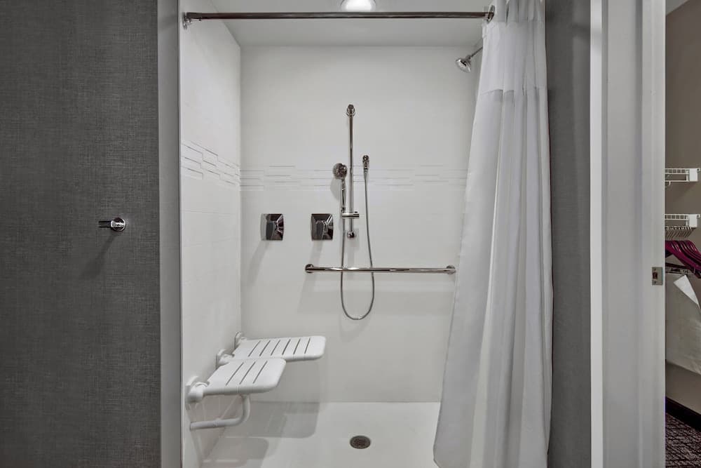 Residence Inn by Marriott Orlando Flamingo Crossing/Western Entrance gallery photo in Winter Garden, FL — image 17