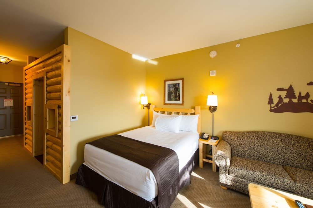 Great Wolf Lodge Anaheim, CA property views in Garden Grove, CA — gallery photo 3