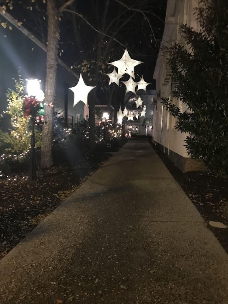 Carriage House Inn interior in Aiken, SC — gallery photo 2