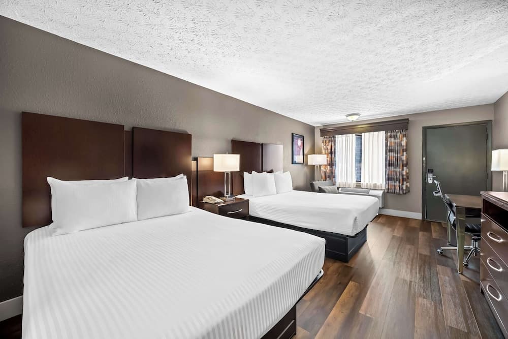 Best Western Braselton Inn interior in Braselton, GA — gallery photo 2