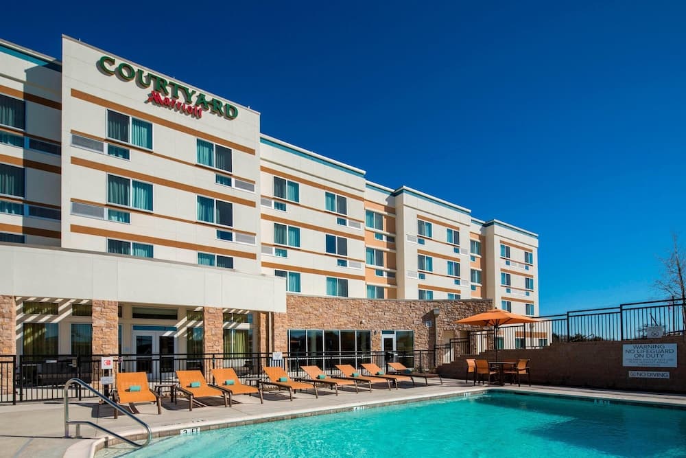 Courtyard by Marriott Dallas Midlothian-Midlothian Conf Ctr gallery photo in Midlothian, TX — image 43