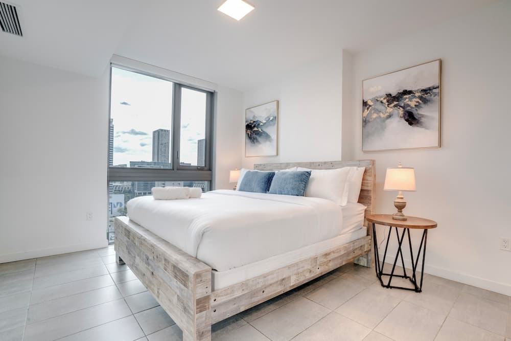Miami Downtown Vacation Suites property views in Miami, FL — gallery photo 3