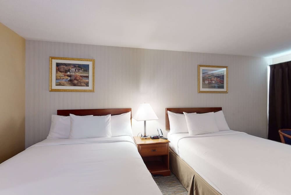 Ramada by Wyndham Strasburg/Shenandoah Valley gallery photo in Strasburg, VA — image 18