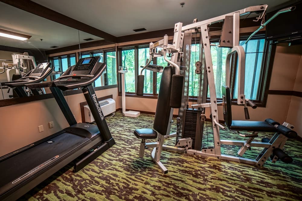 Spring House Inn property views in Chesterton, IN — gallery photo 3