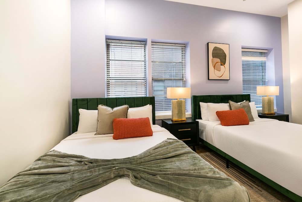Amazing 4Bed Condo Steps from French Quarter! property views in New Orleans, LA — gallery photo 3