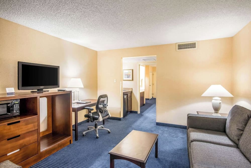 Clarion Inn Grand Junction gallery photo in Grand Junction, CO — image 11