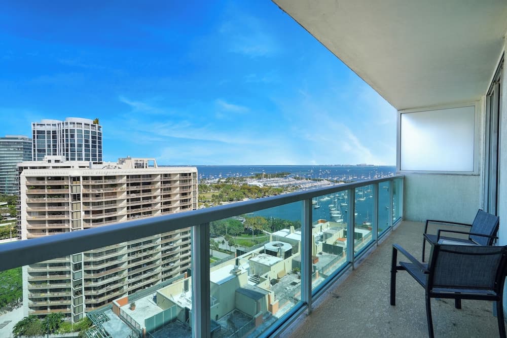 Spectacular Bay View 1bd 2baths in Grove featured exterior or lobby in Miami, FL — similar hotel