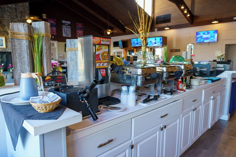 Iris Hotel Cape Cod gallery photo in Falmouth, MA — image 29