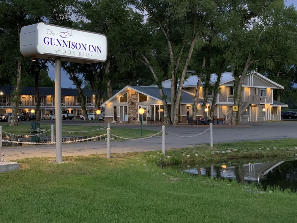 The Gunnison Inn at Dos Rios Golf Course — hotel in Gunnison, Colorado