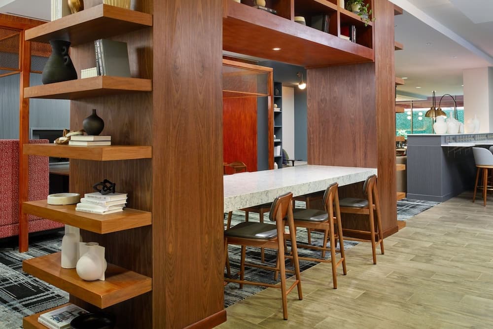 Courtyard by Marriott Washington, DC/Foggy Bottom property views in Washington, DC — gallery photo 3