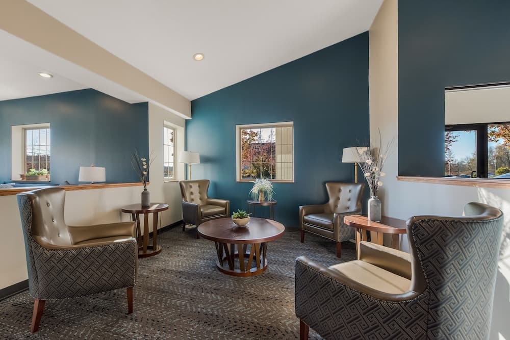 SureStay Plus Hotel by Best Western Highland Poughkeepsie interior in Highland, NY — gallery photo 2