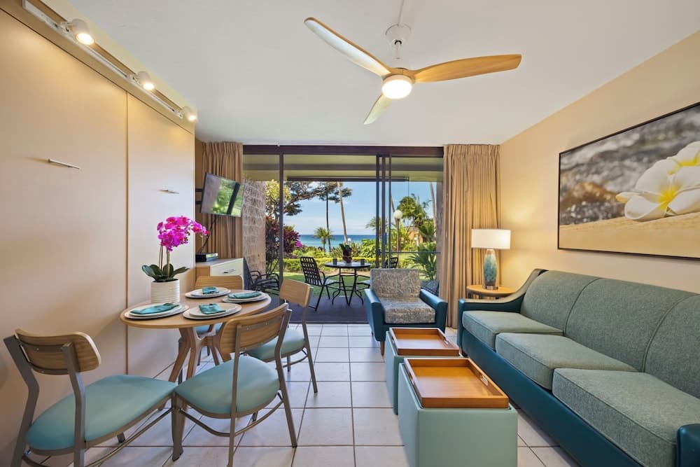 Kuleana Club - 502 featured exterior or lobby in Lahaina, HI — similar hotel