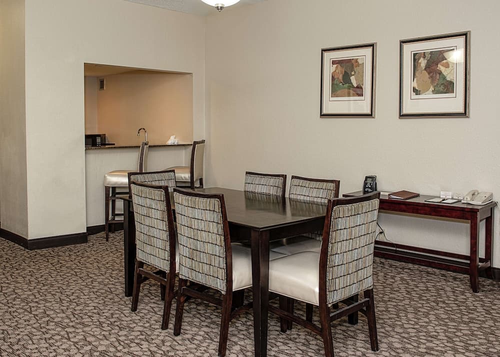 DoubleTree by Hilton Hotel Lafayette gallery photo in Lafayette, LA — image 18