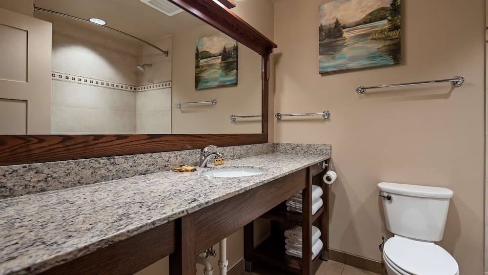 Best Western Plus High Country Inn interior in Ogden, UT — gallery photo 2