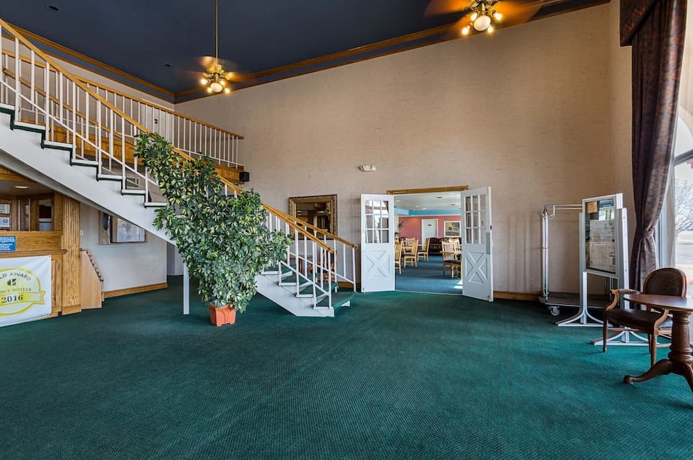 Rodeway Inn Roswell West property views in Roswell, NM — gallery photo 3