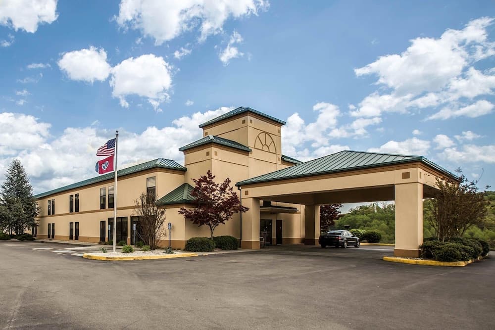 Quality Inn Rogersville featured exterior or lobby in Rogersville, TN — similar hotel
