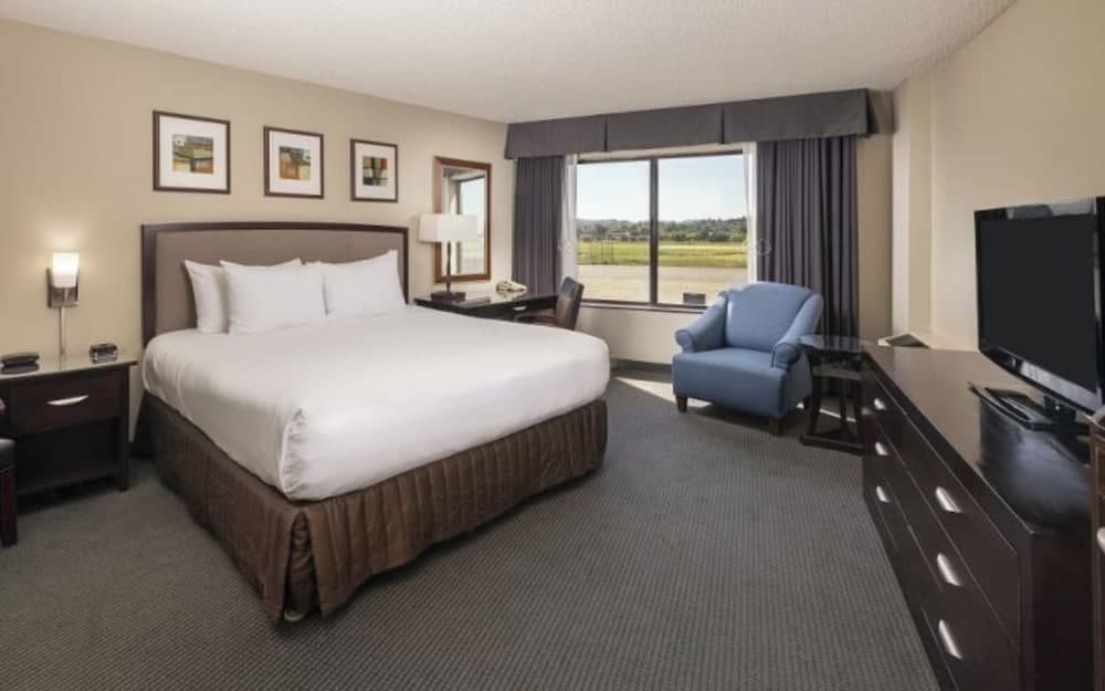 FairBridge Hotel by Concord Plaza gallery photo in Concord, CA — image 25