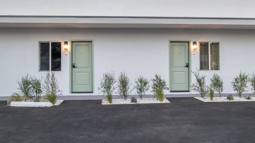 The LEEF Hotel gallery photo in Glendale, CA — image 15