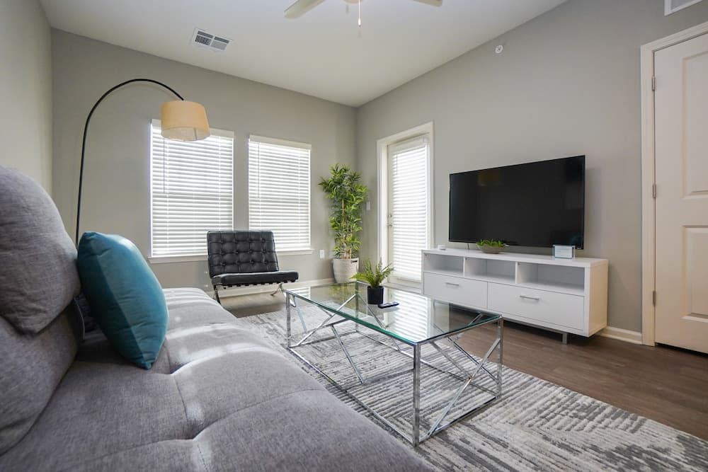 Aurora Condos by Barsala interior in Madison, AL — gallery photo 2
