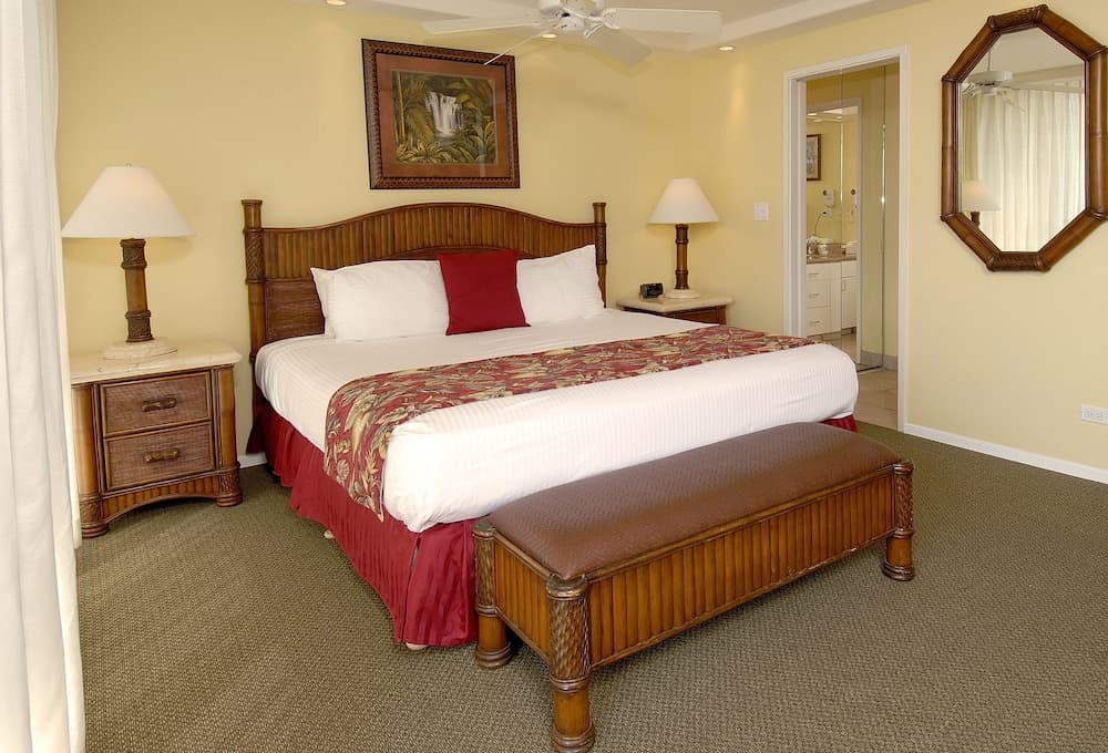 Mana Kai Maui- Official Onsite Rental property views in Kihei, HI — gallery photo 3