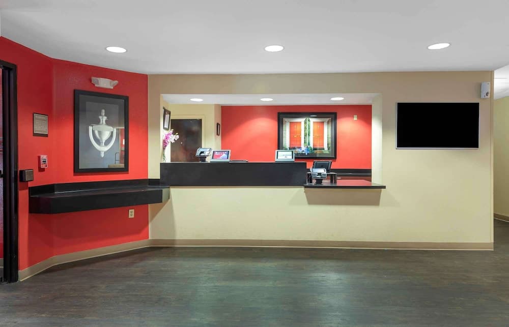 Extended Stay America Suites Orange County Anaheim Conv Ctr interior in Anaheim, CA — gallery photo 2