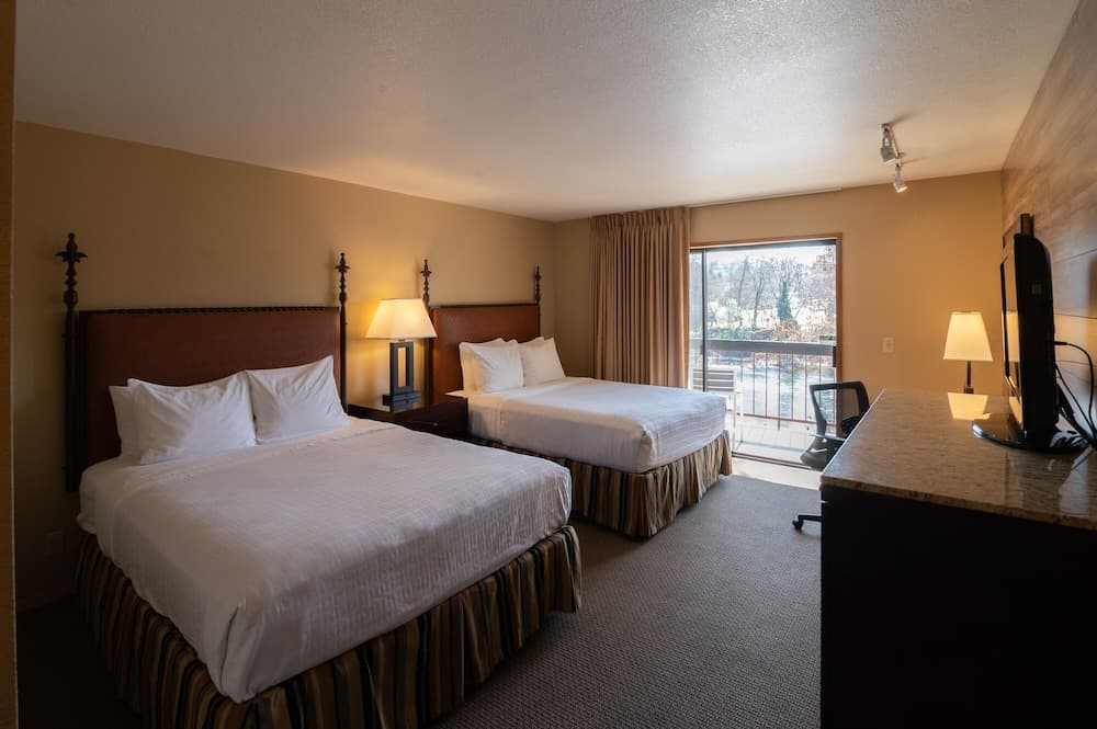 Riverside Inn gallery photo in Grants Pass, OR — image 48