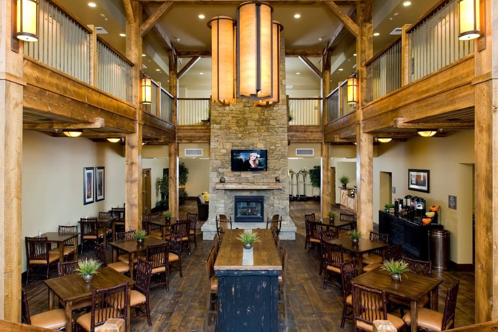 Homewood Suites by Hilton Bozeman interior in Bozeman, MT — gallery photo 2