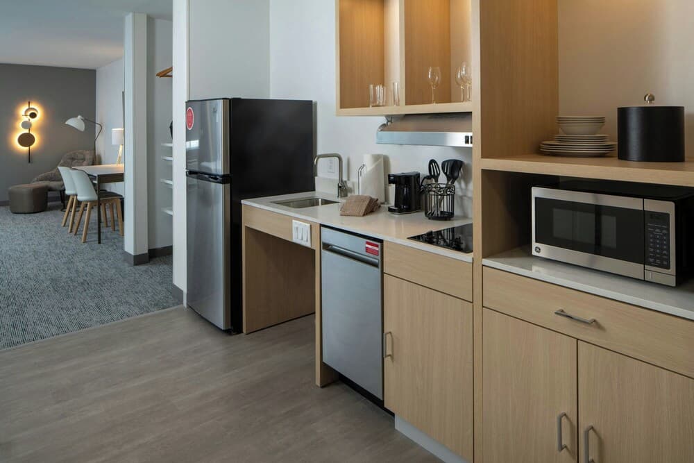 Towneplace Suites By Marriott Surprise Prasada gallery photo in Surprise, AZ — image 12