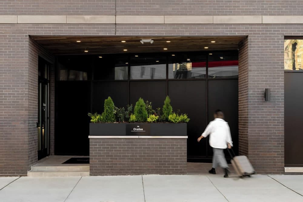 Sosuite at The Ovation - Avenue of The Arts property views in Philadelphia, PA — gallery photo 3