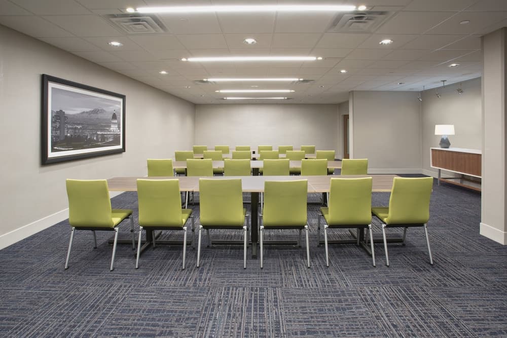 Holiday Inn Express & Suites Jacksonville Camp Lejeune Area by IHG gallery photo in Jacksonville, NC — image 12