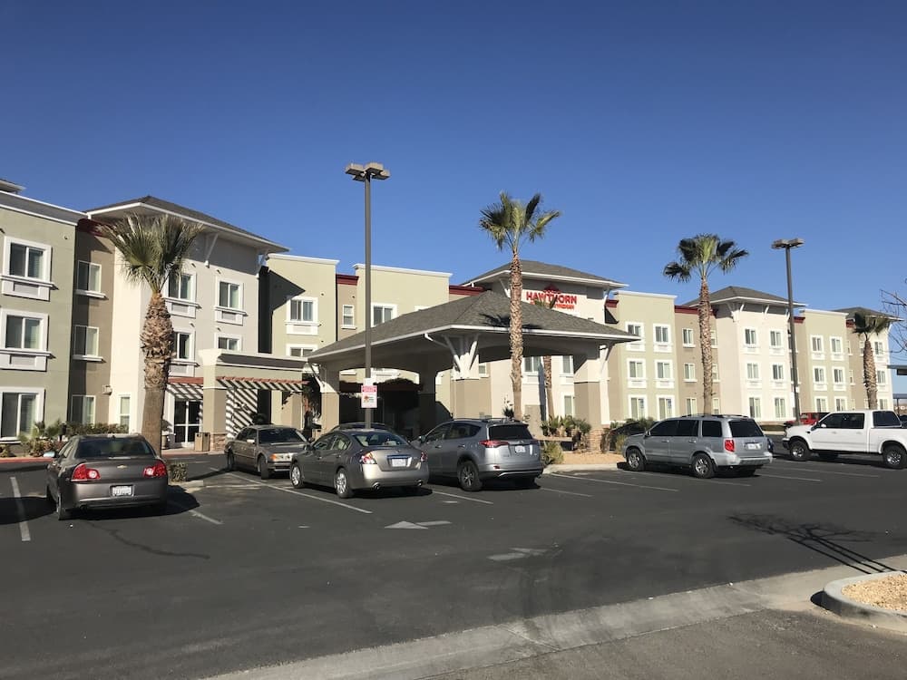 Hawthorn Suites by Wyndham Victorville gallery photo in Victorville, CA — image 13