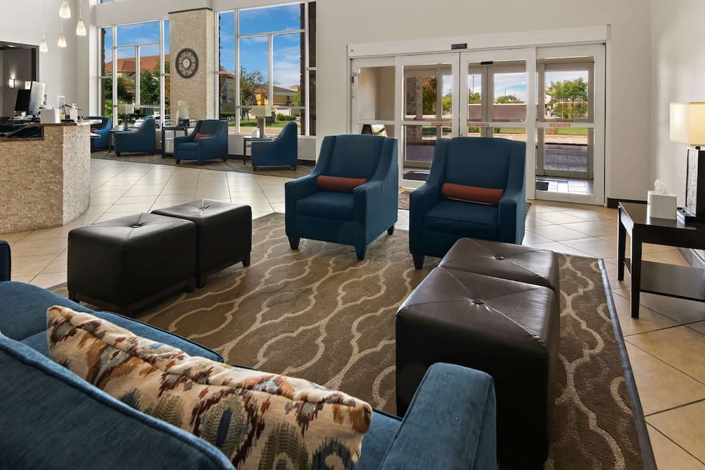 Comfort Suites Granbury property views in Granbury, TX — gallery photo 3