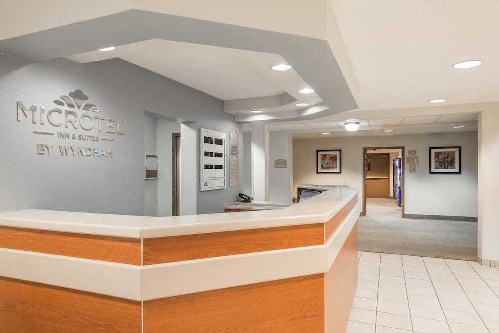 Microtel Inn & Suites by Wyndham Seneca Falls interior in Waterloo — gallery photo 2