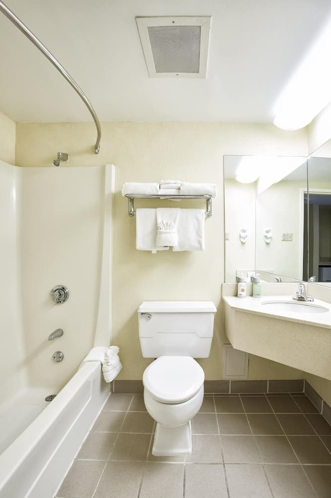 Salt Fork Lodge and Conference Center gallery photo in Cambridge, OH — image 67