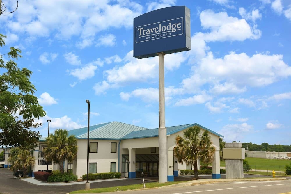 Travelodge by Wyndham Montgomery East featured exterior or lobby in Montgomery, AL — similar hotel