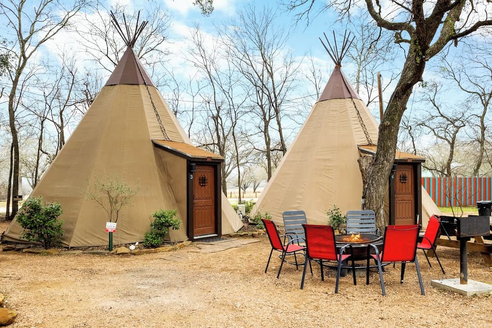Tipis on the Guadalupe featured exterior or lobby in New Braunfels, TX — similar hotel