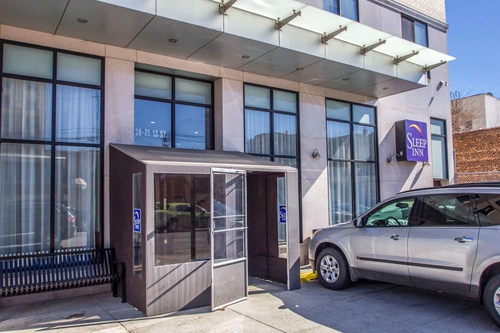 Sleep Inn Long Island City - Manhattan View featured exterior or lobby in Long Island City, NY — similar hotel