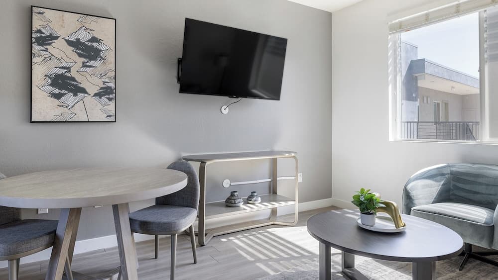 Landing Apartments Glendale gallery photo in Glendale, AZ — image 35