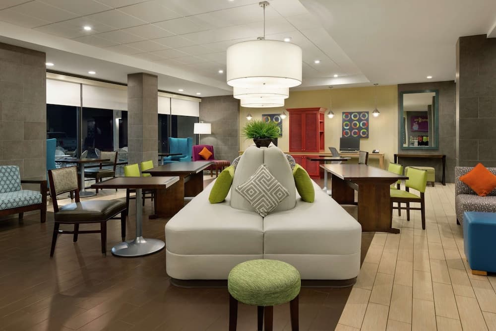 Home2 Suites by Hilton Macon I 75 North GA interior in Macon, GA — gallery photo 2