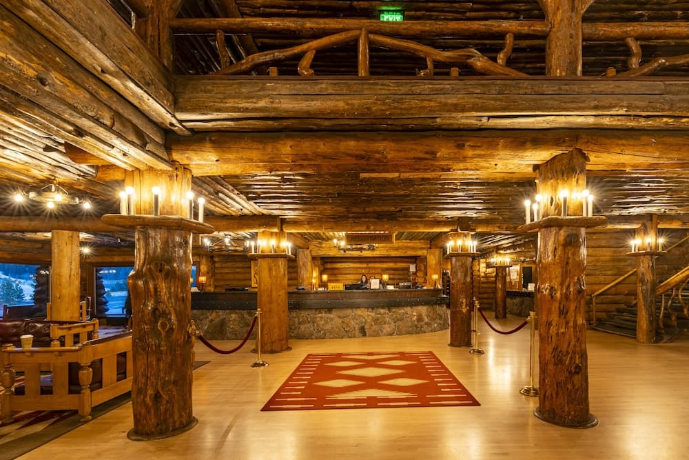Old Faithful Inn - Inside the Park interior in Yellowstone National Park — gallery photo 2