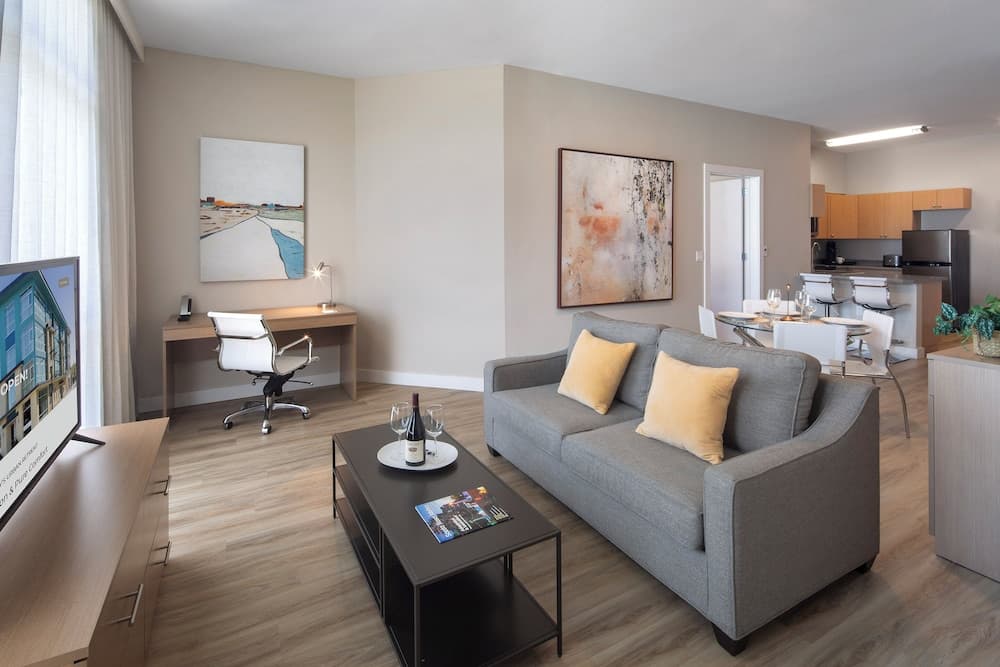 Art House Hotel and Suites gallery photo in Santa Rosa, CA — image 18