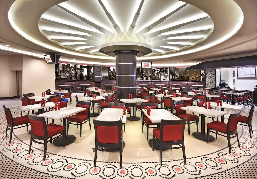 Atlantis Casino Resort Spa gallery photo in Reno, NV — image 32